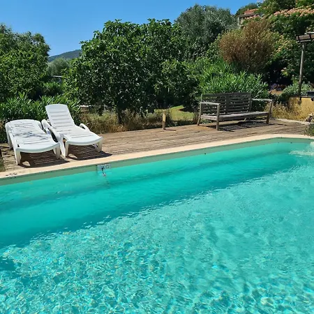 U Ghjosu Rossu, Maison Independante, Bien Situee Tatil Evi Appietto