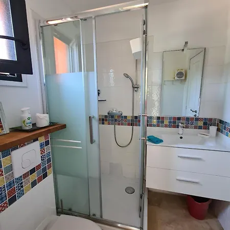 U Ghjosu Rossu, Maison Independante, Bien Situee *