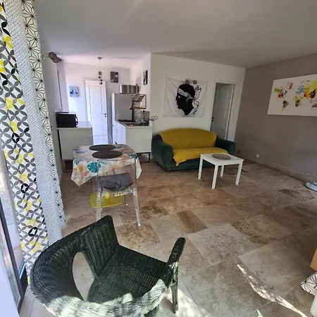 U Ghjosu Rossu, Maison Independante, Bien Situee Holiday home Appietto