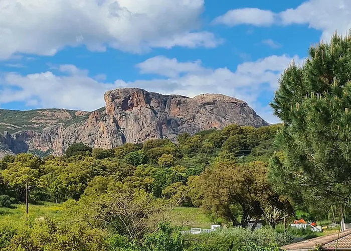 U Ghjosu Rossu, Maison Independante, Bien Situee *