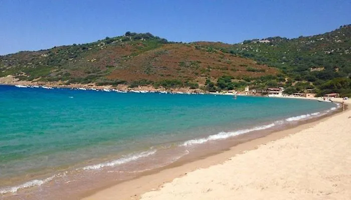 Hébergement de vacances U Ghjosu Rossu, Maison Independante, Bien Situee