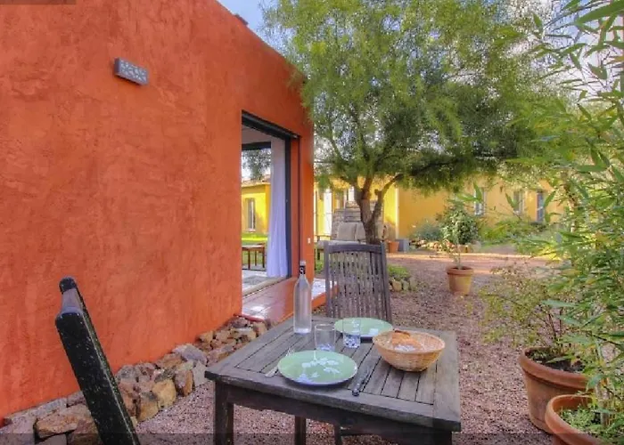 U Ghjosu Rossu, Maison Independante, Bien Situee Semesterbostad *